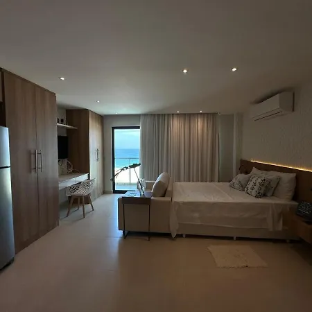 Luxuoso Flat Na Praia De Itaipuacu Marica Exterior photo